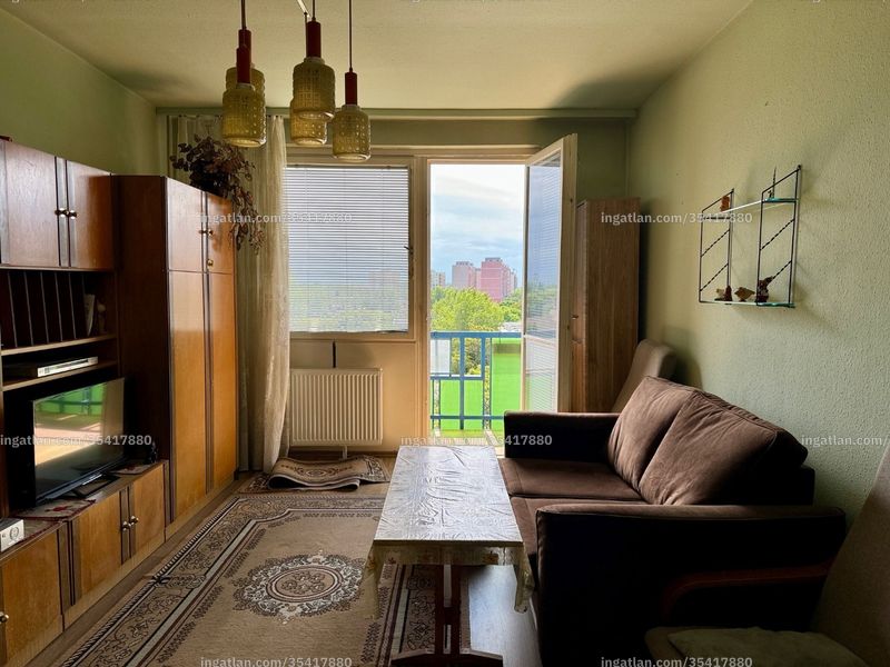 Listing photo
