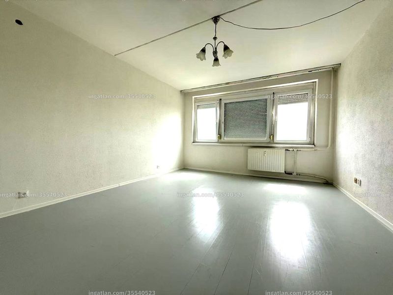Hirdetés fotója