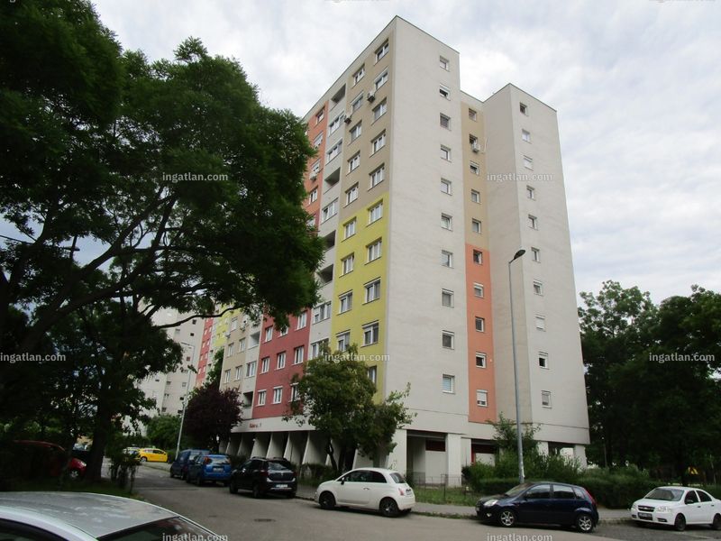 Listing photo