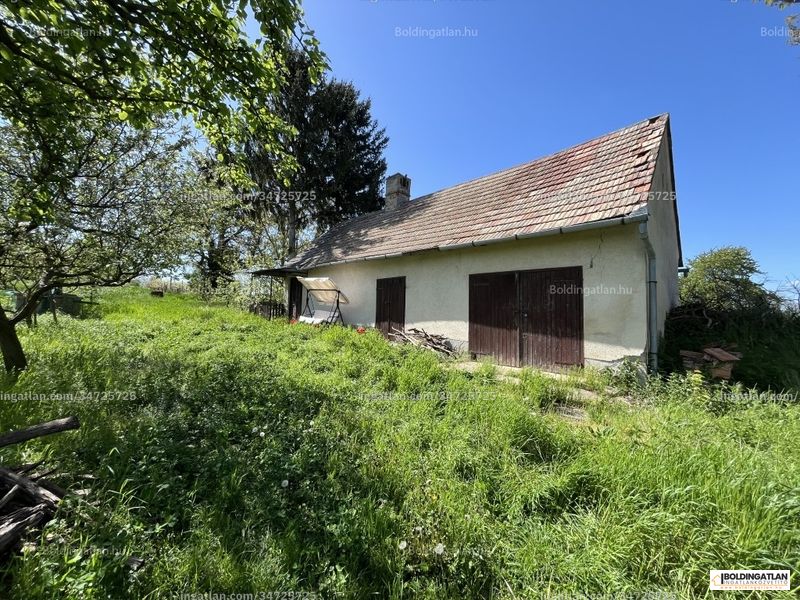 Listing photo