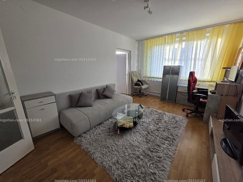 Listing photo