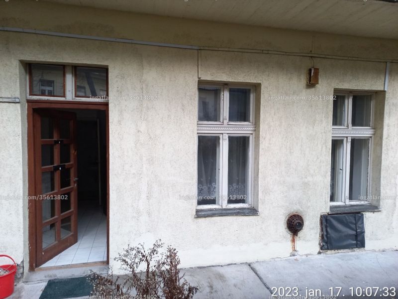 Listing photo
