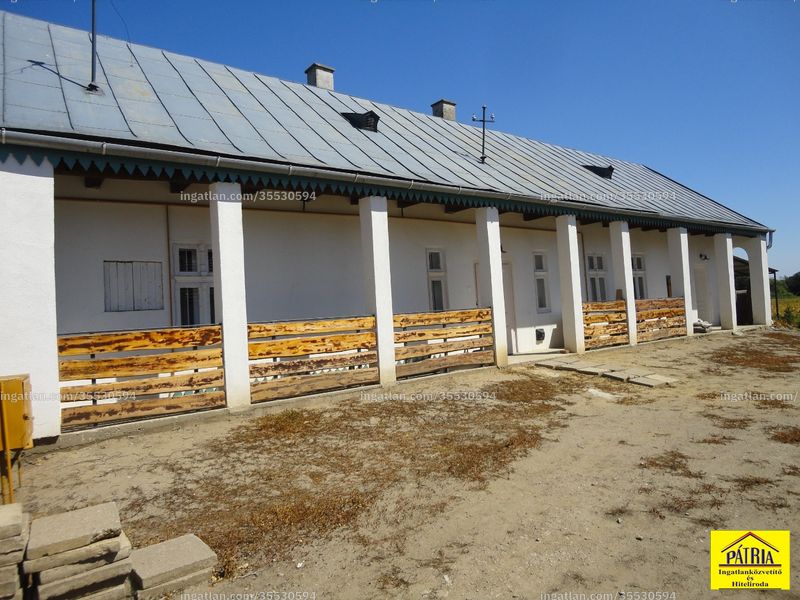Listing photo