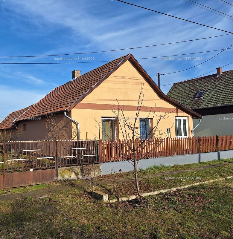 Listing photo