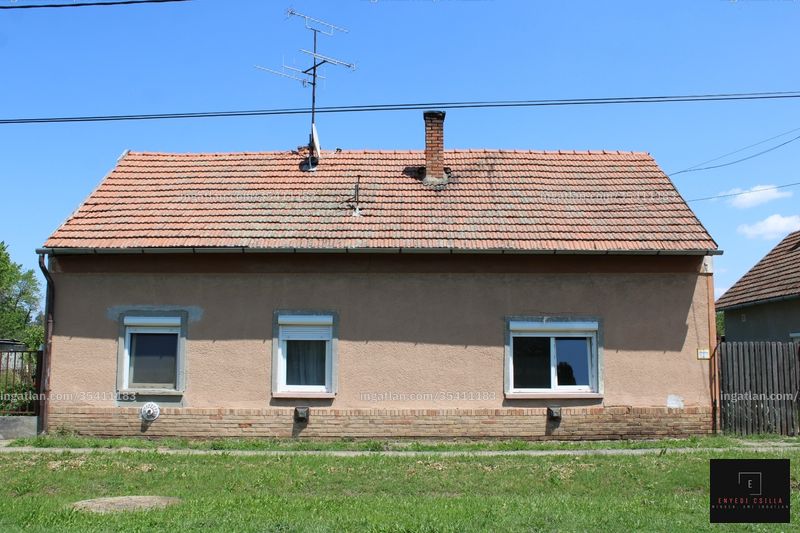 Hirdetés fotója