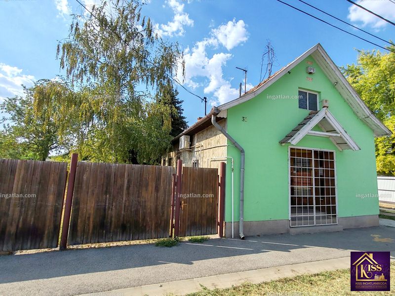 Listing photo