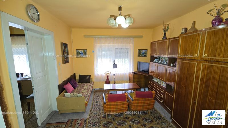 Hirdetés fotója