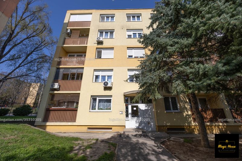 az épület kívülről