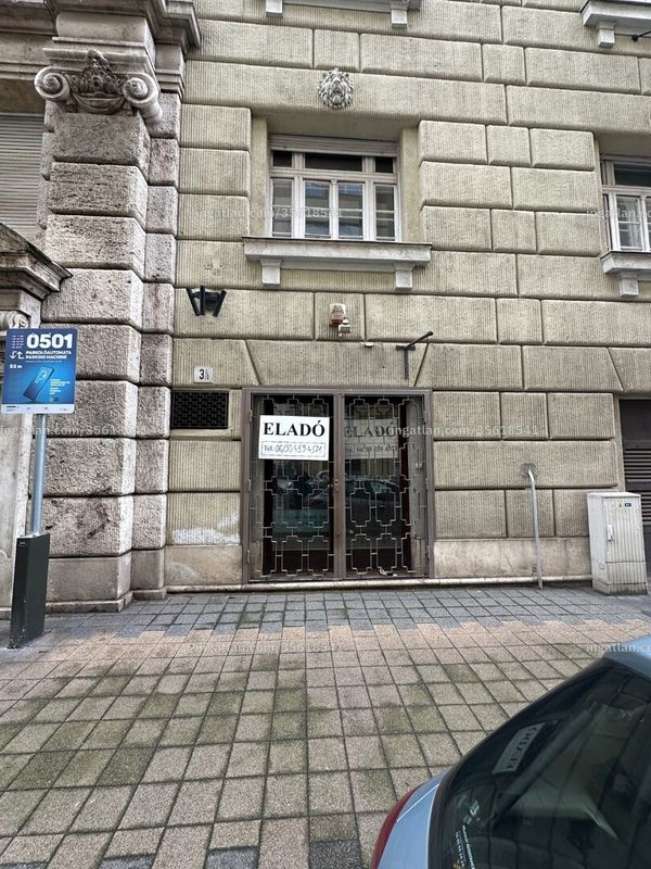 Listing photo