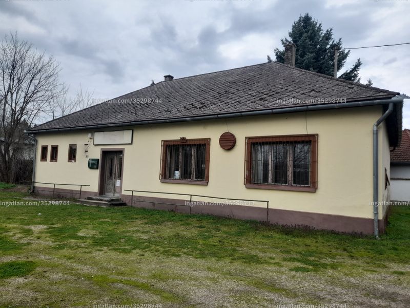 Listing photo