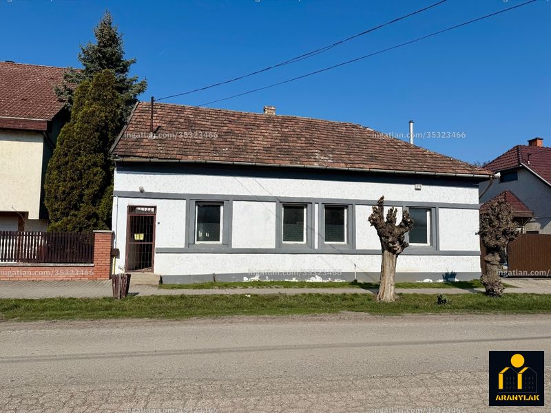 Listing photo