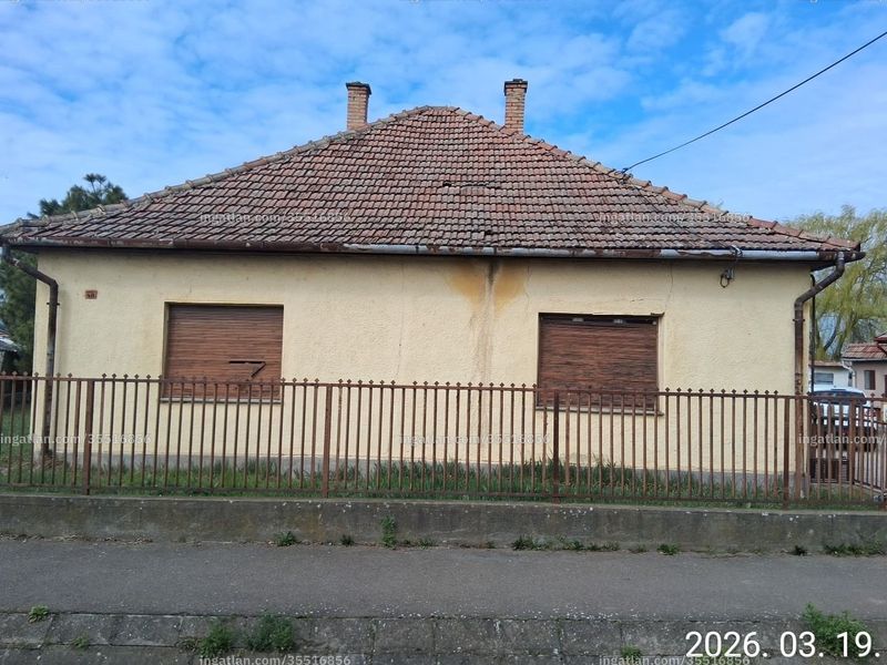 Listing photo