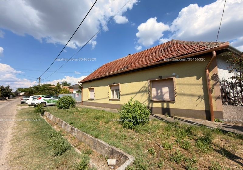 Listing photo
