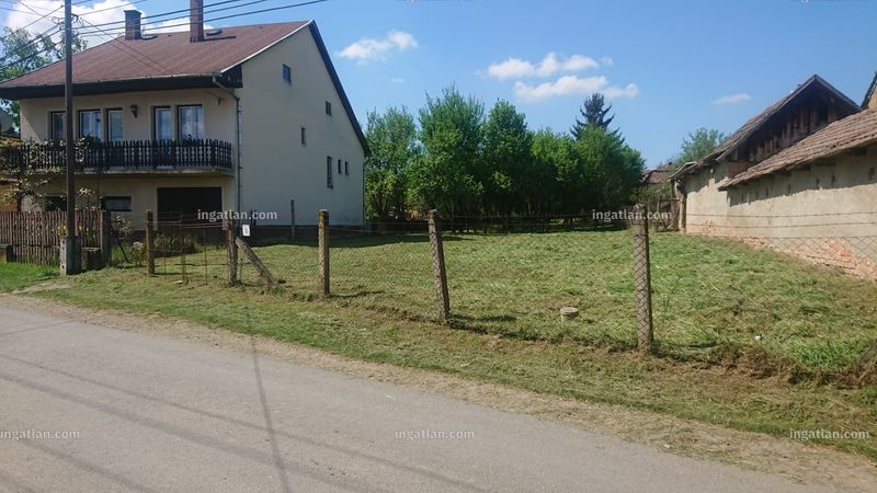 Hirdetés fotója
