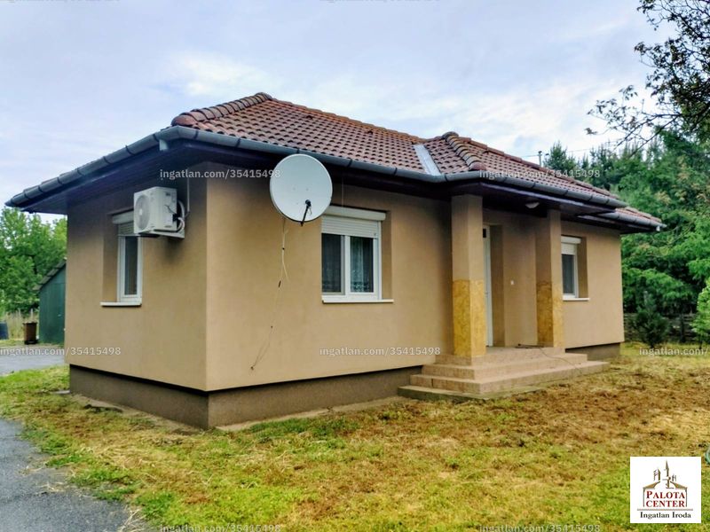Listing photo
