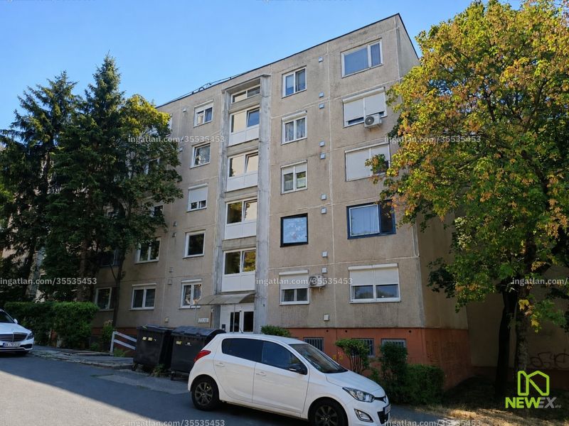Listing photo