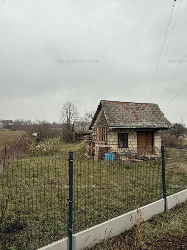 Listing photo