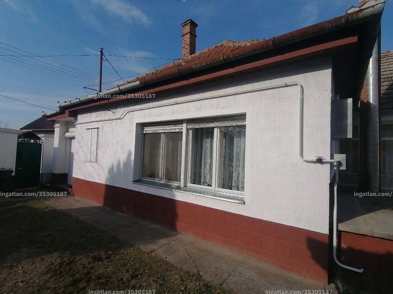 Listing photo