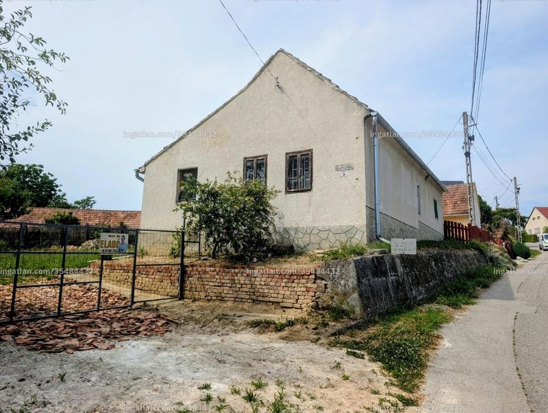 Ingatlan kép