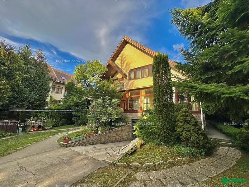 Hirdetés fotója