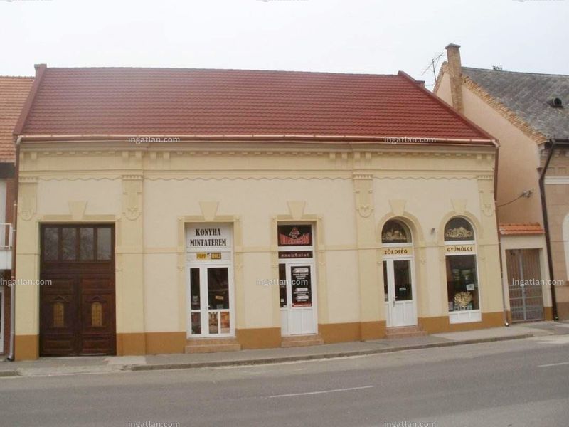 Listing photo