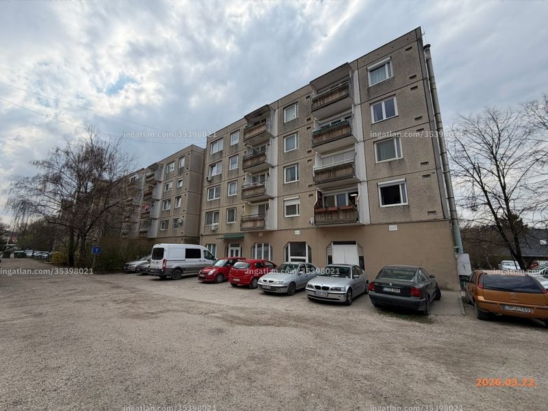 Listing photo