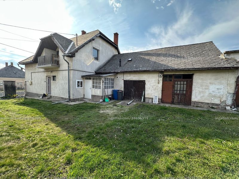 Listing photo