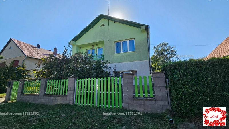 Listing photo