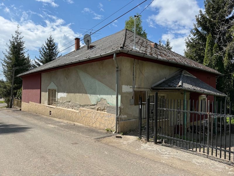 Listing photo