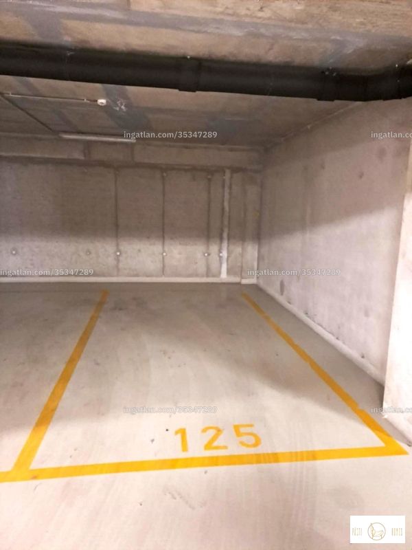 parkoló