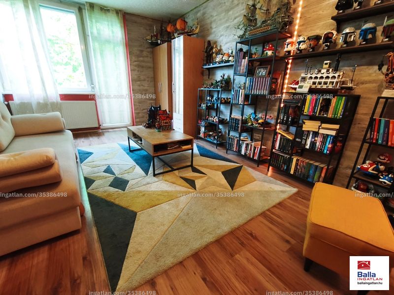 Listing photo
