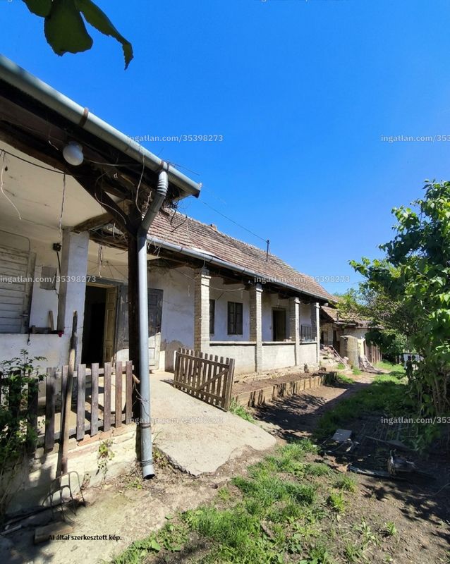 Listing photo