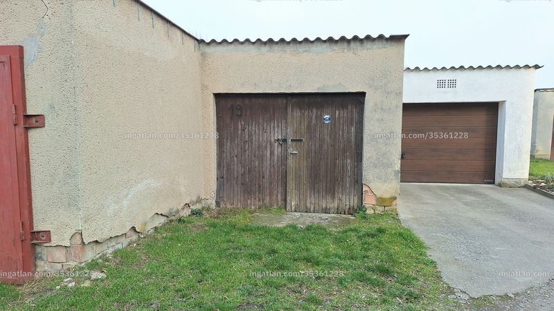 garage