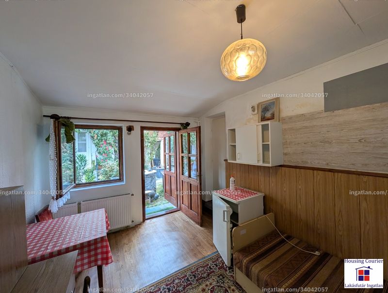 Listing photo