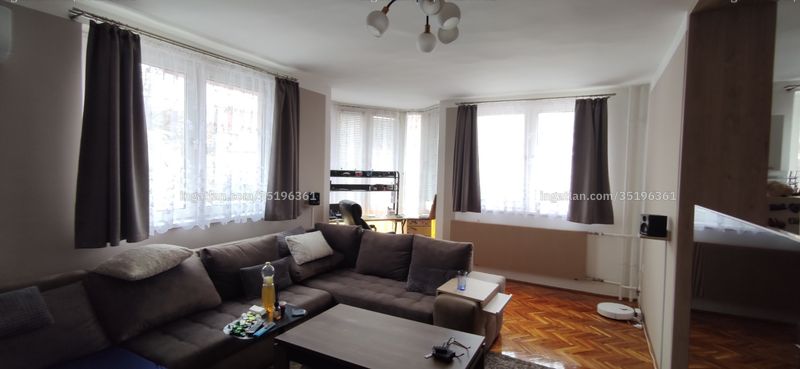Listing photo