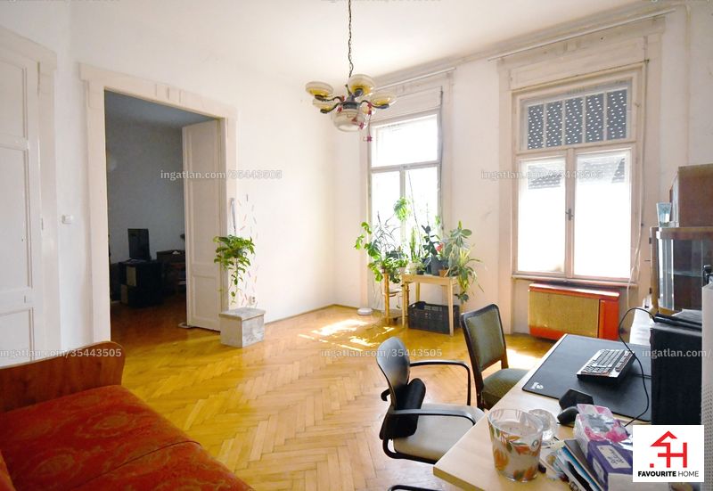 Listing photo