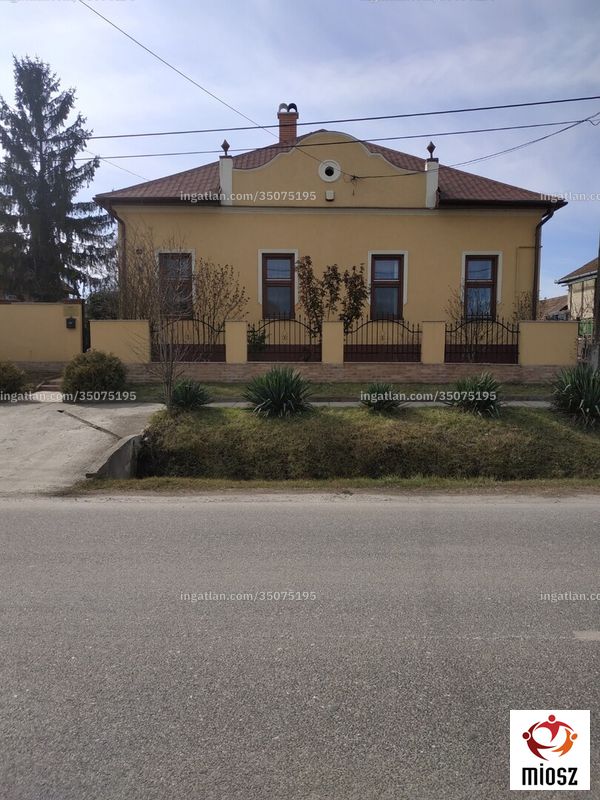 Ingatlan kép