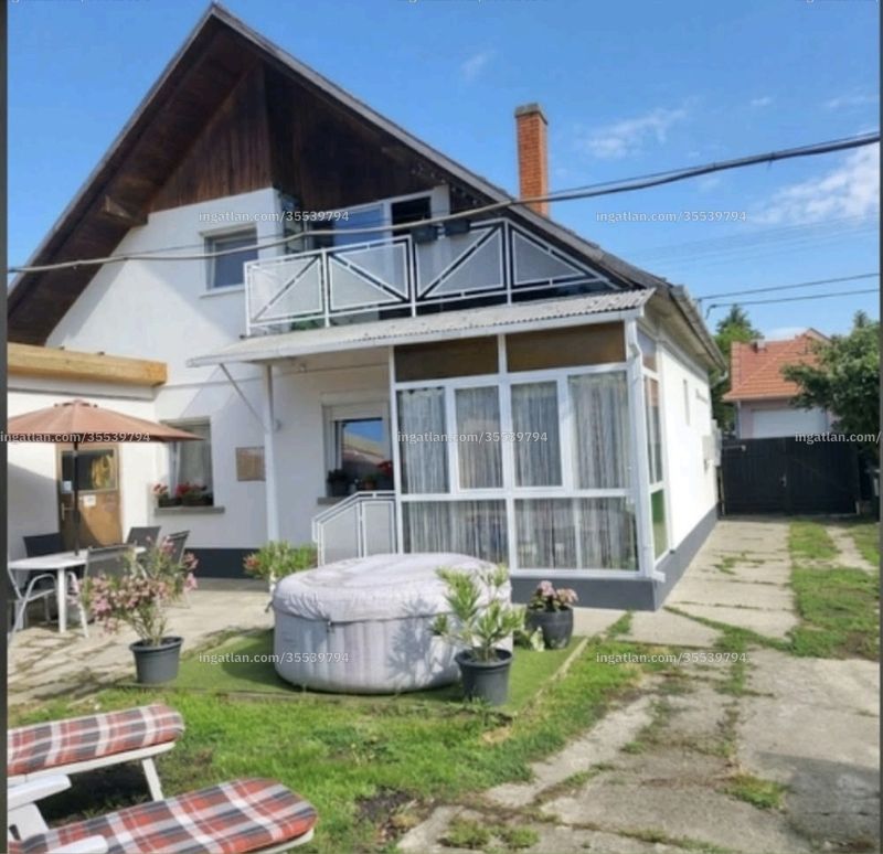 Listing photo