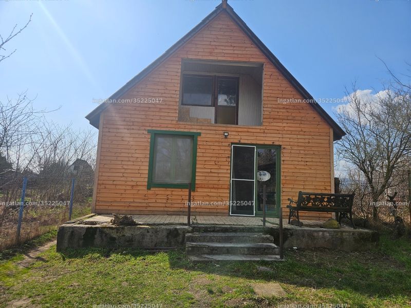 Listing photo