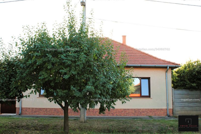 az épület kívülről