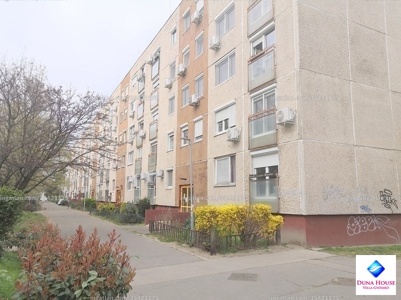 Listing photo