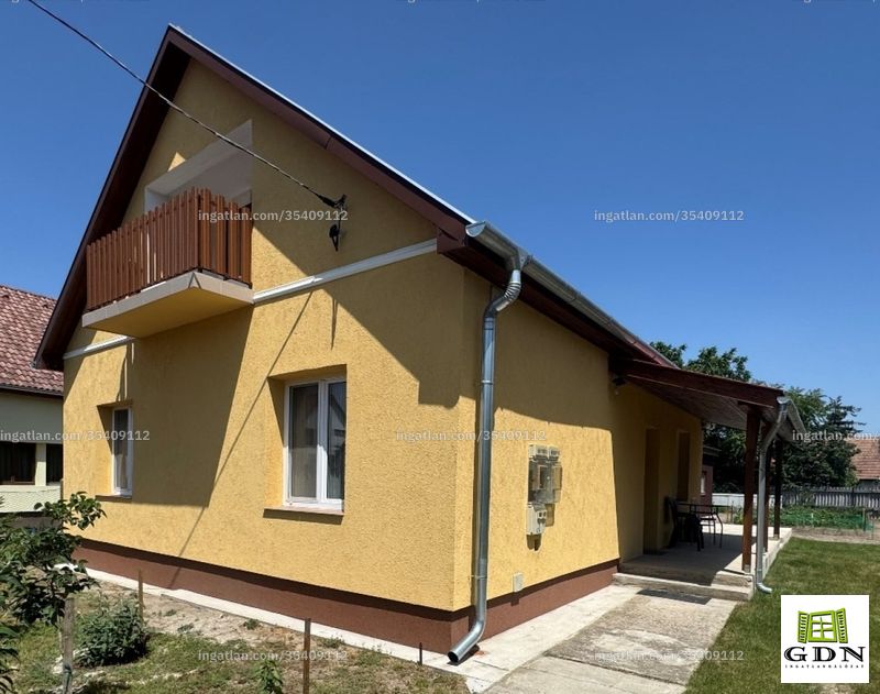 Listing photo