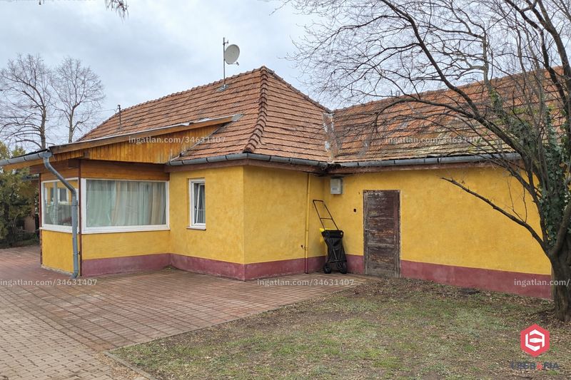 az épület kívülről
