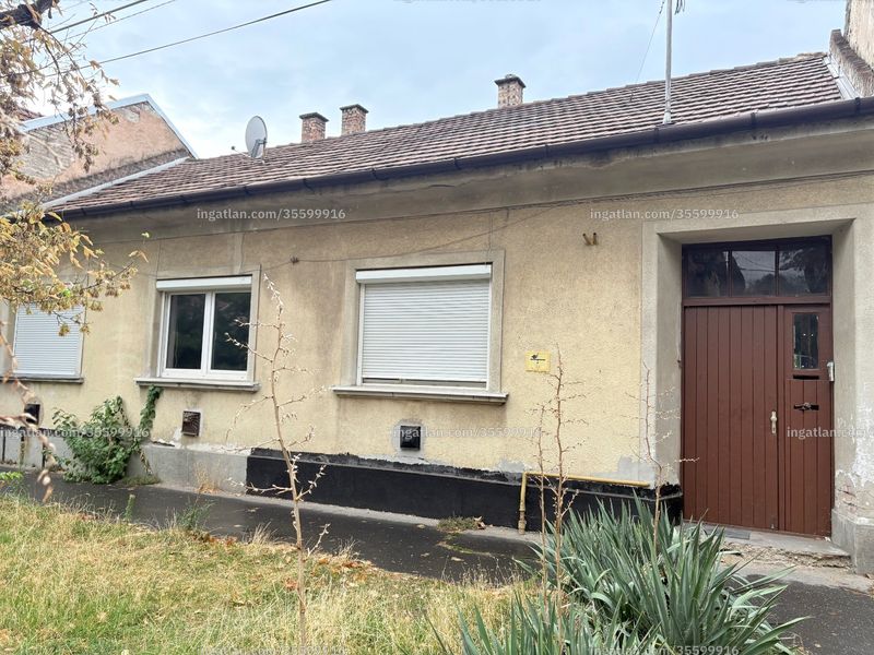 Listing photo