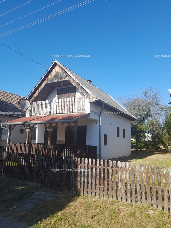 Listing photo