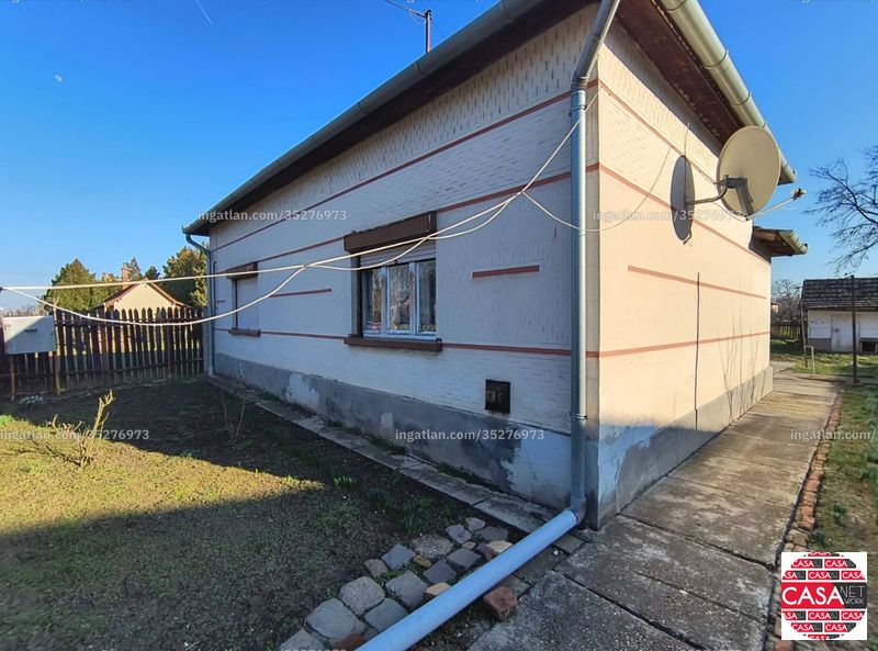 Listing photo