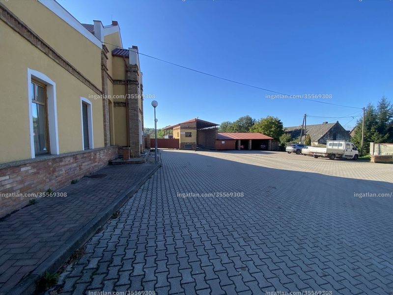 Hirdetés fotója