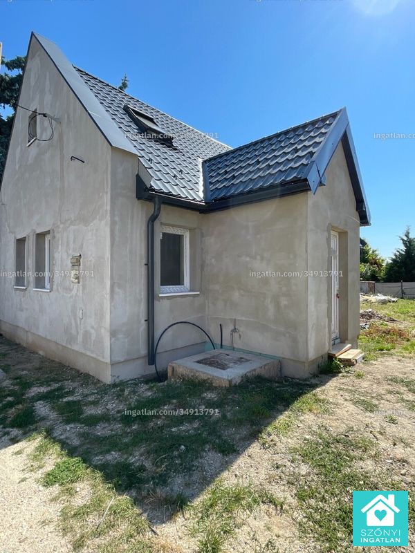 Listing photo