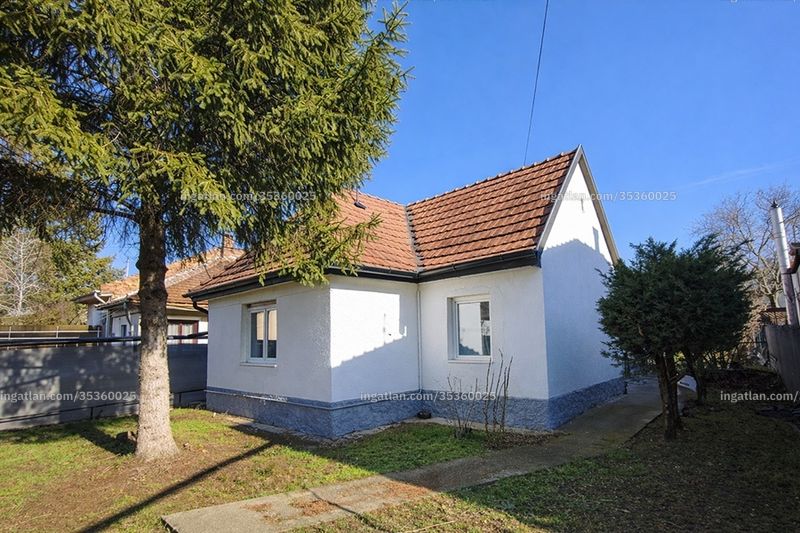 Listing photo