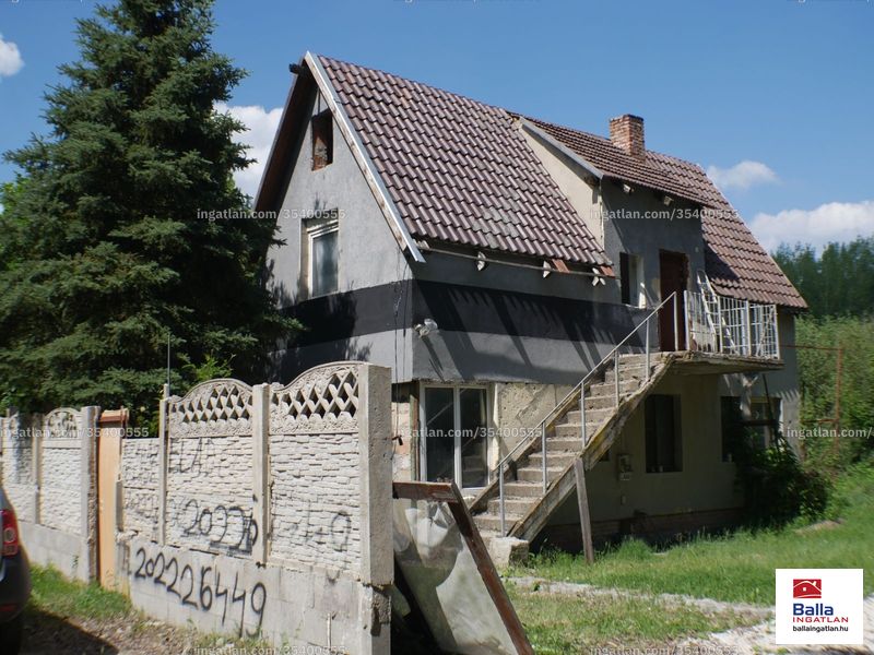 Listing photo